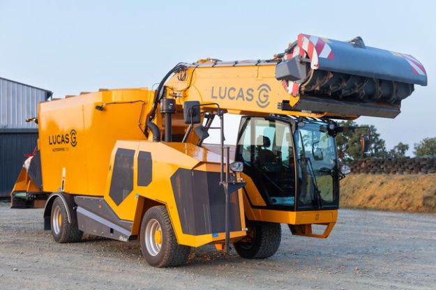 Image sur Mélangeuse automotrice 12 - 24 m3